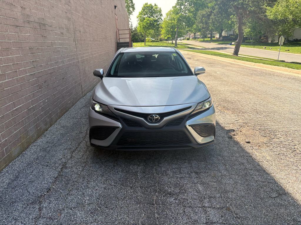 Used 2024 Toyota Camry SE FWD image 8