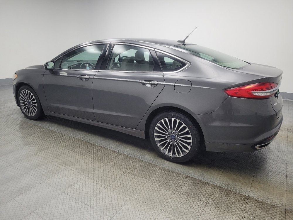 Used 2017 Ford Fusion SE w/ Fusion SE Technology Package image 3