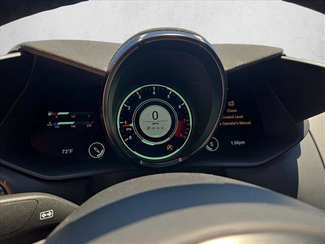 Used 2022 Aston Martin V8 Vantage Roadster RWD image 10