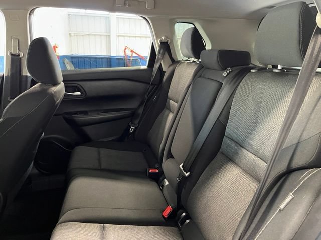 Used 2024 Nissan Rogue SV AWD/4WD image 18