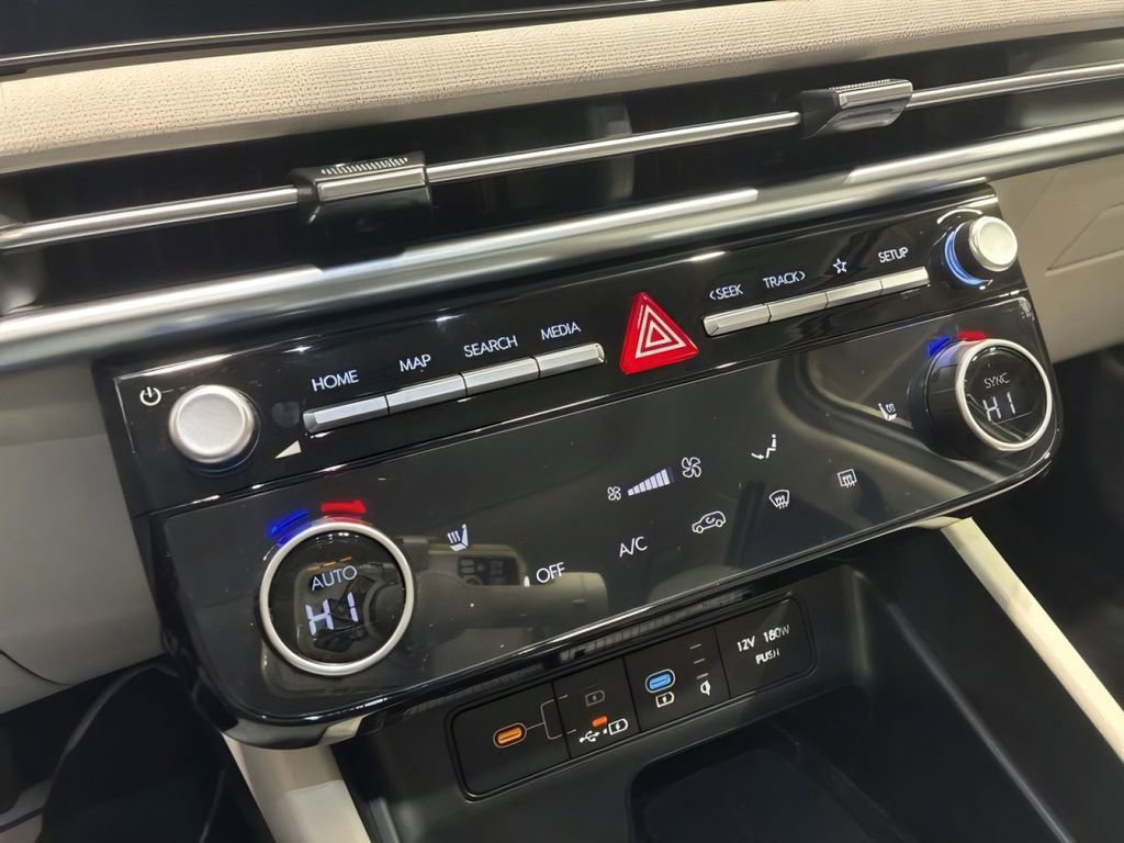 Certified 2025 Hyundai Tucson SEL image 48