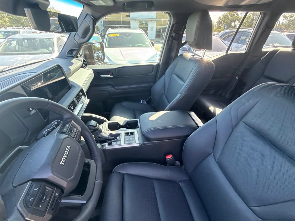 Used 2026 Toyota Land Cruiser w/ Premium Package AWD/4WD image 28