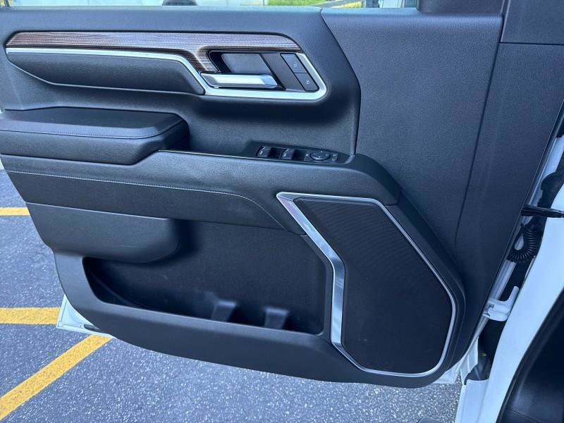 Used 2024 Chevrolet Silverado 2500 LT image 56