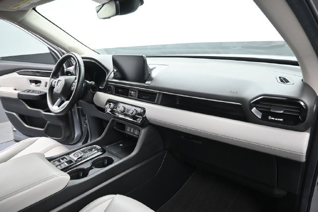 Certified 2025 Honda Pilot EX-L image 24