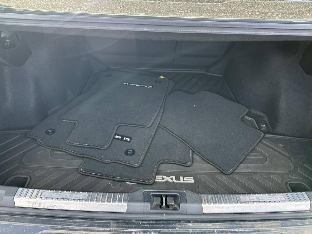 Used 2021 Lexus IS 350 F Sport w/ Dynamic Handling Package image 10