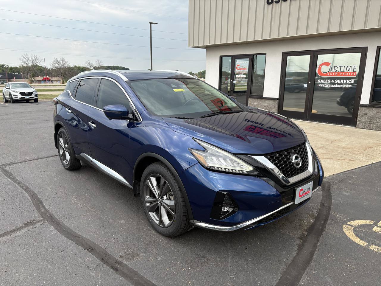 Used 2021 Nissan Murano Platinum w/ Cargo Package AWD/4WD image 2