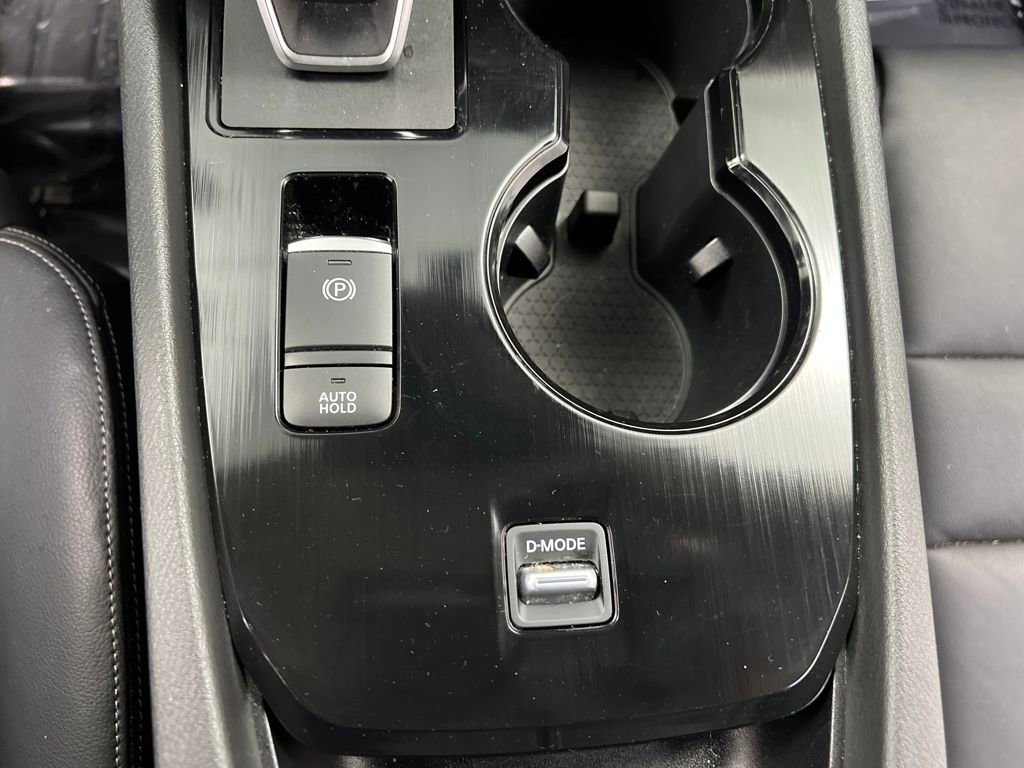 Used 2025 Nissan Rogue SL w/ Tech Package image 46