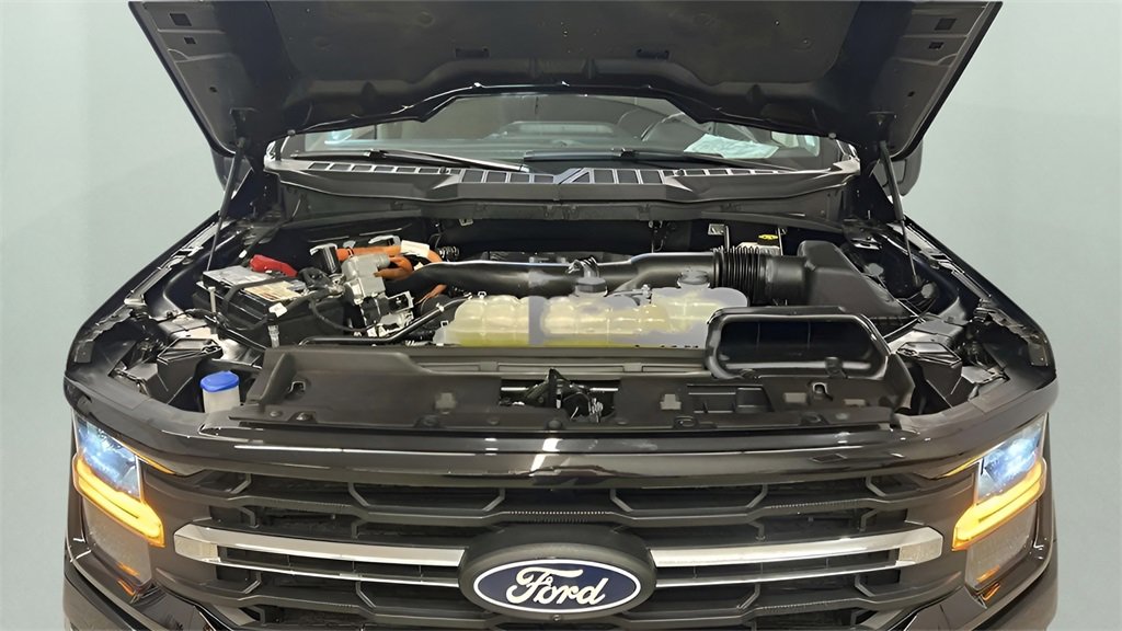 Used 2024 Ford F150 XLT w/ Mobile Office Package image 24