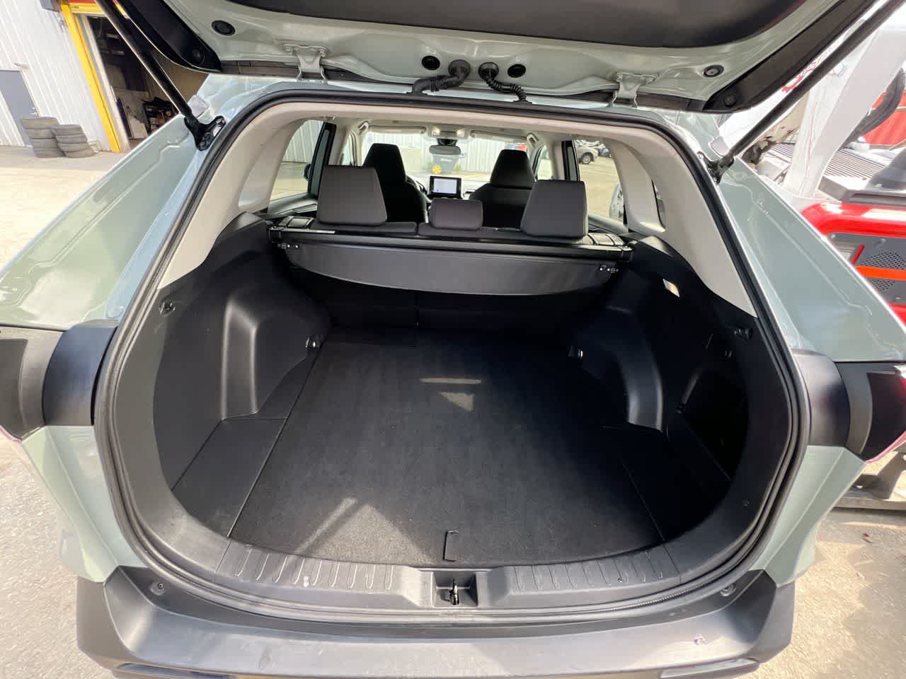 Used 2023 Toyota RAV4 XLE FWD image 25