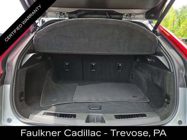 Certified 2025 Cadillac XT4 Premium Luxury AWD/4WD image 30