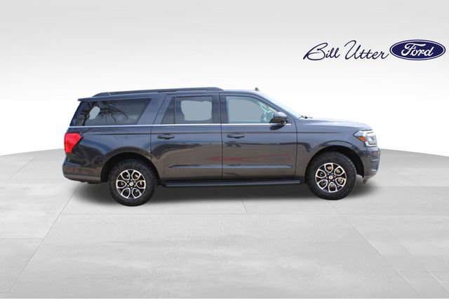 Used 2024 Ford Expedition Max XLT image 4