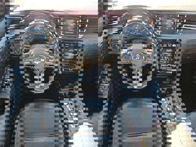 Used 2023 INFINITI QX50 Luxe image 17