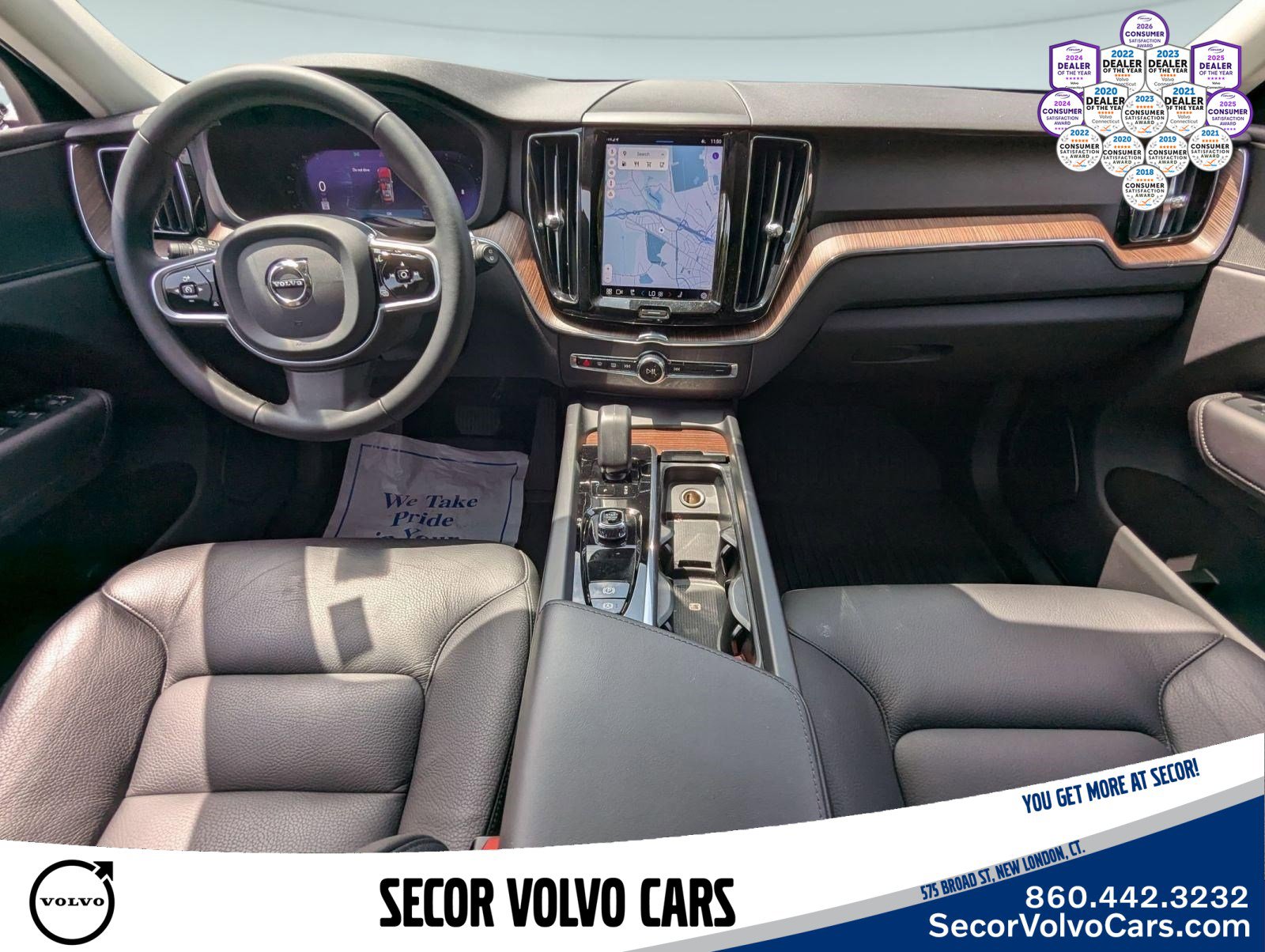 Certified 2023 Volvo XC60 B5 Plus w/ Climate Package AWD/4WD image 12
