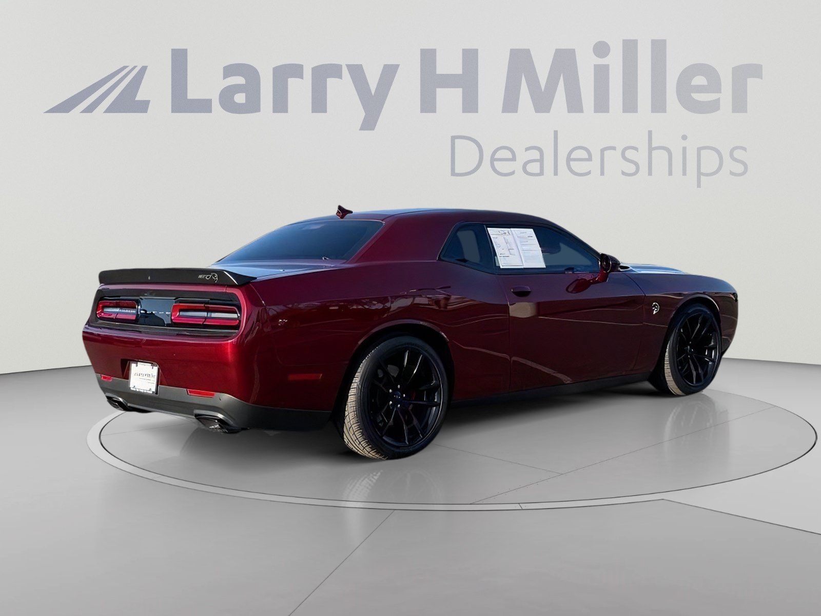 Used 2023 Dodge Challenger SRT Hellcat RWD image 6