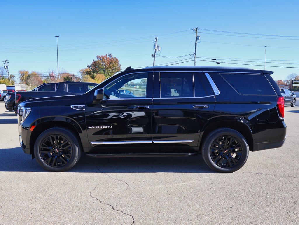 Used 2021 GMC Yukon SLT w/ Rear Media and Nav Package image 29