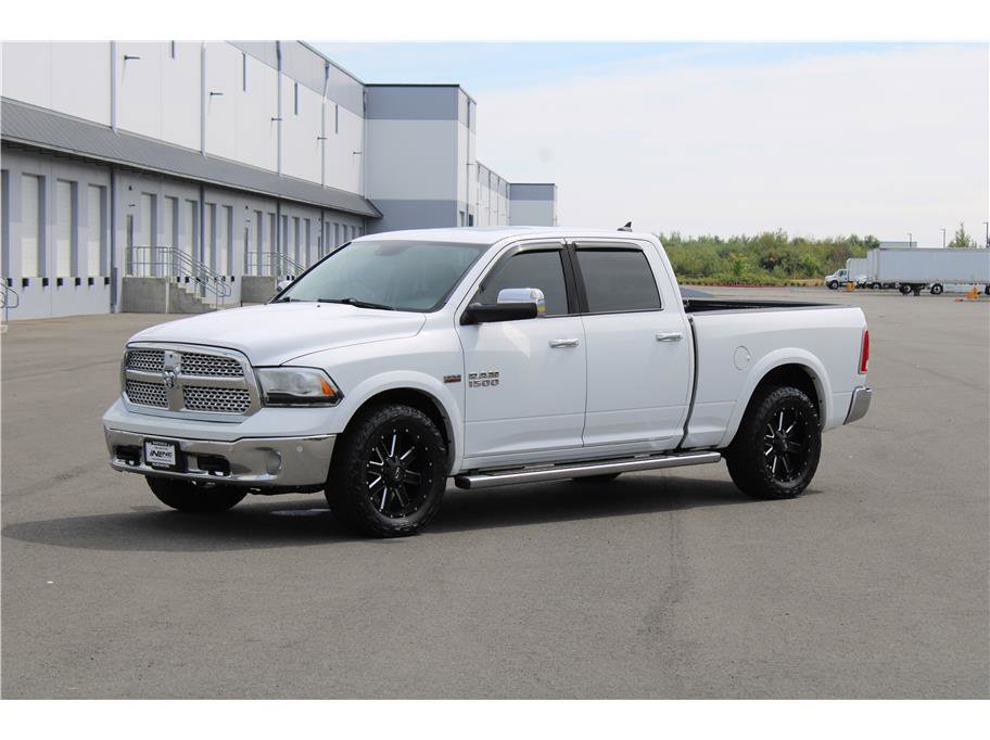 Used 2015 RAM 1500 Laramie w/ Convenience Group