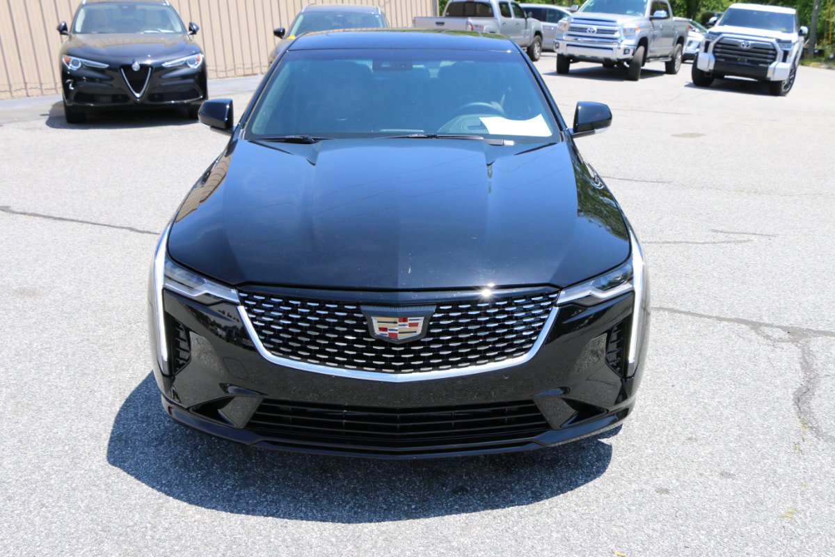 Used 2026 Cadillac CT4 Premium Luxury RWD image 11