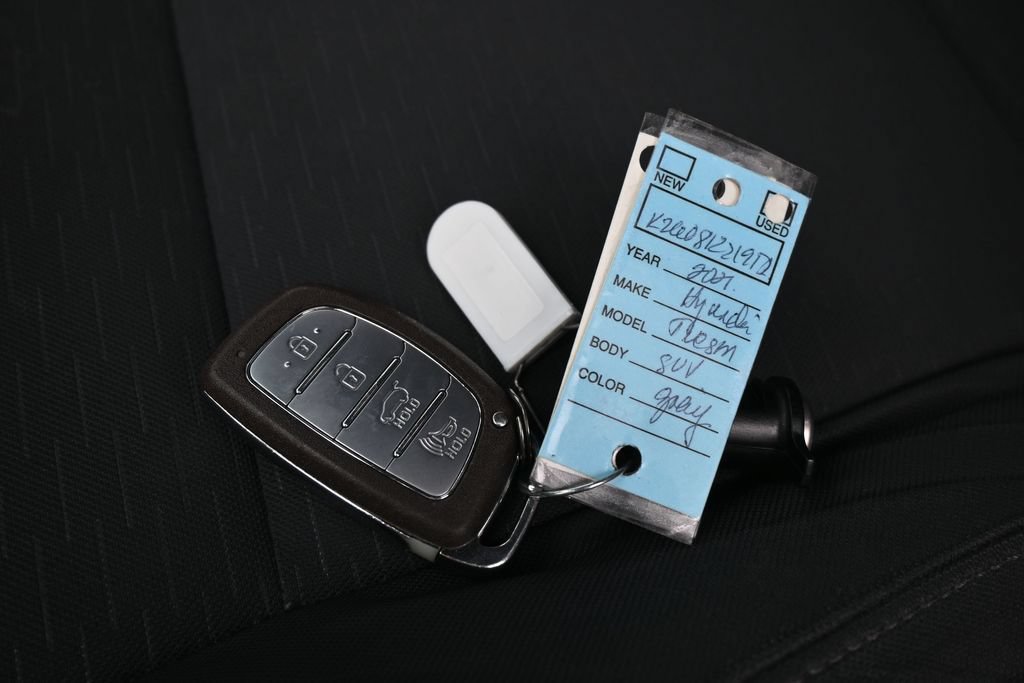 Used 2021 Hyundai Tucson SEL w/ Cargo Package FWD image 23