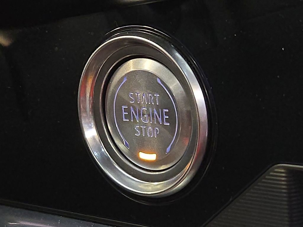 Used 2022 Chevrolet Corvette Stingray Preferred Cpe w/ Z51 Performance Package image 22