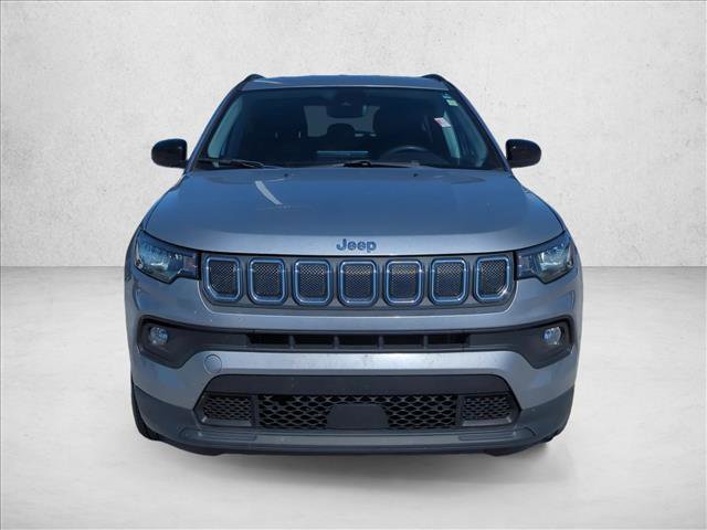 Used 2022 Jeep Compass Latitude image 3