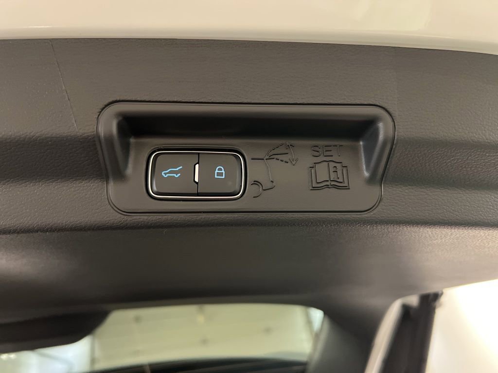 New 2026 Ford Explorer ST-Line w/ ST-Line Street Pack image 35