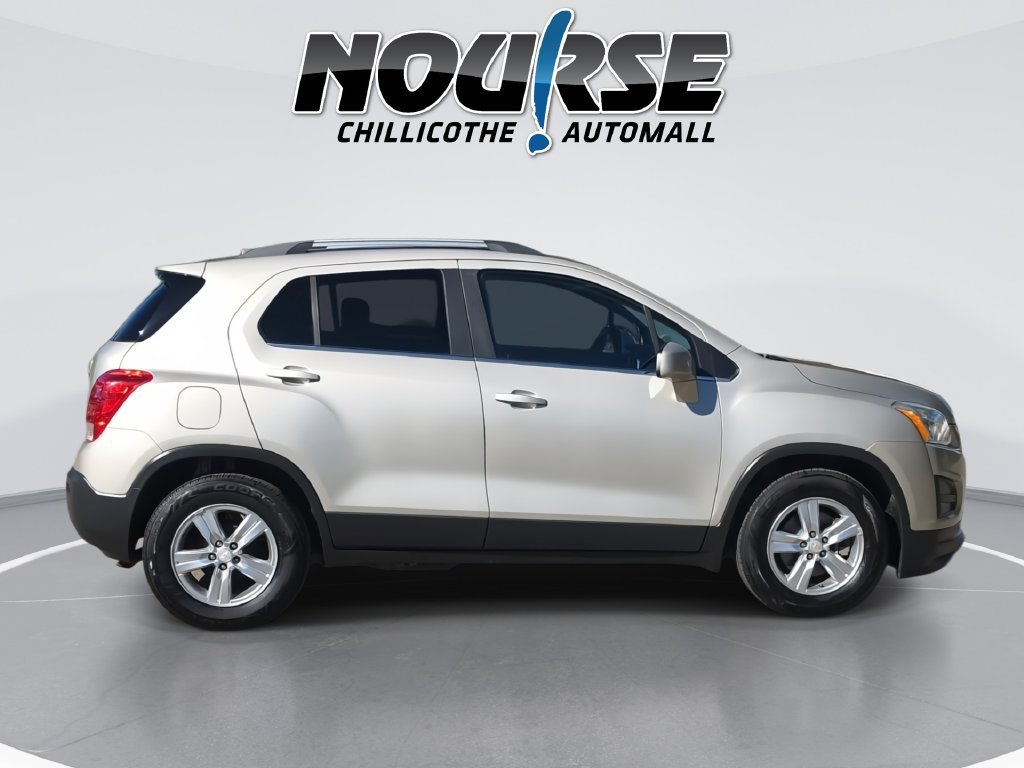 Used 2016 Chevrolet Trax LT w/ LT Convenience Package FWD image 9