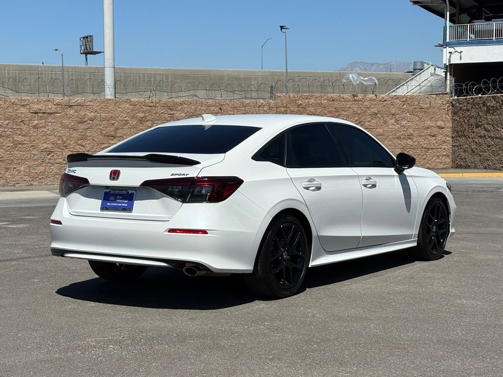 Used 2025 Honda Civic Sport image 4