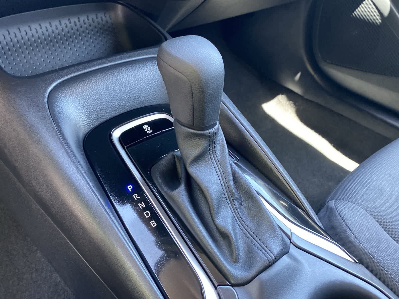 Used 2025 Toyota Corolla LE FWD image 47
