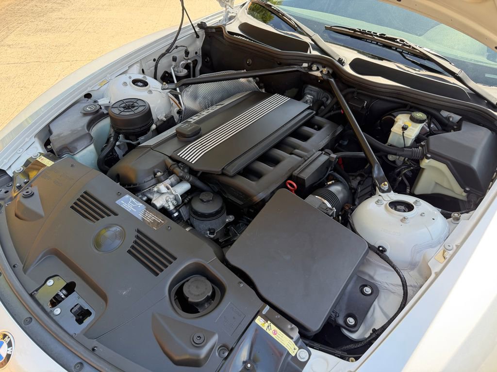 Used 2004 BMW Z4 2.5i RWD image 11