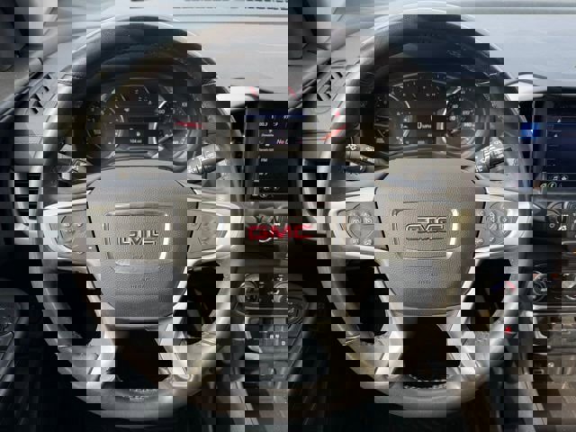 Used 2022 GMC Terrain SLT image 17