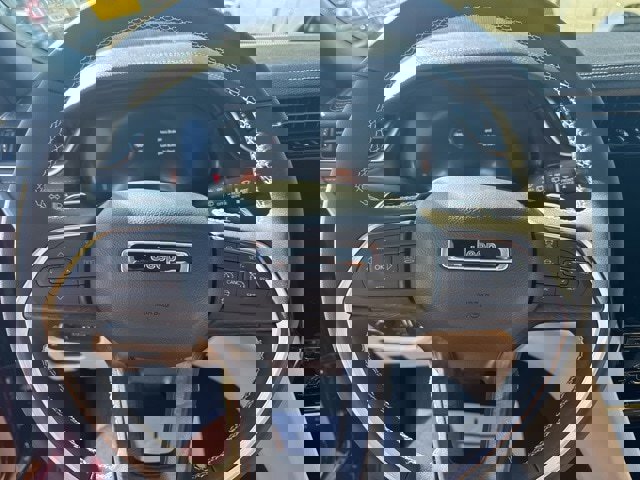 New 2025 Jeep Grand Cherokee Limited image 16