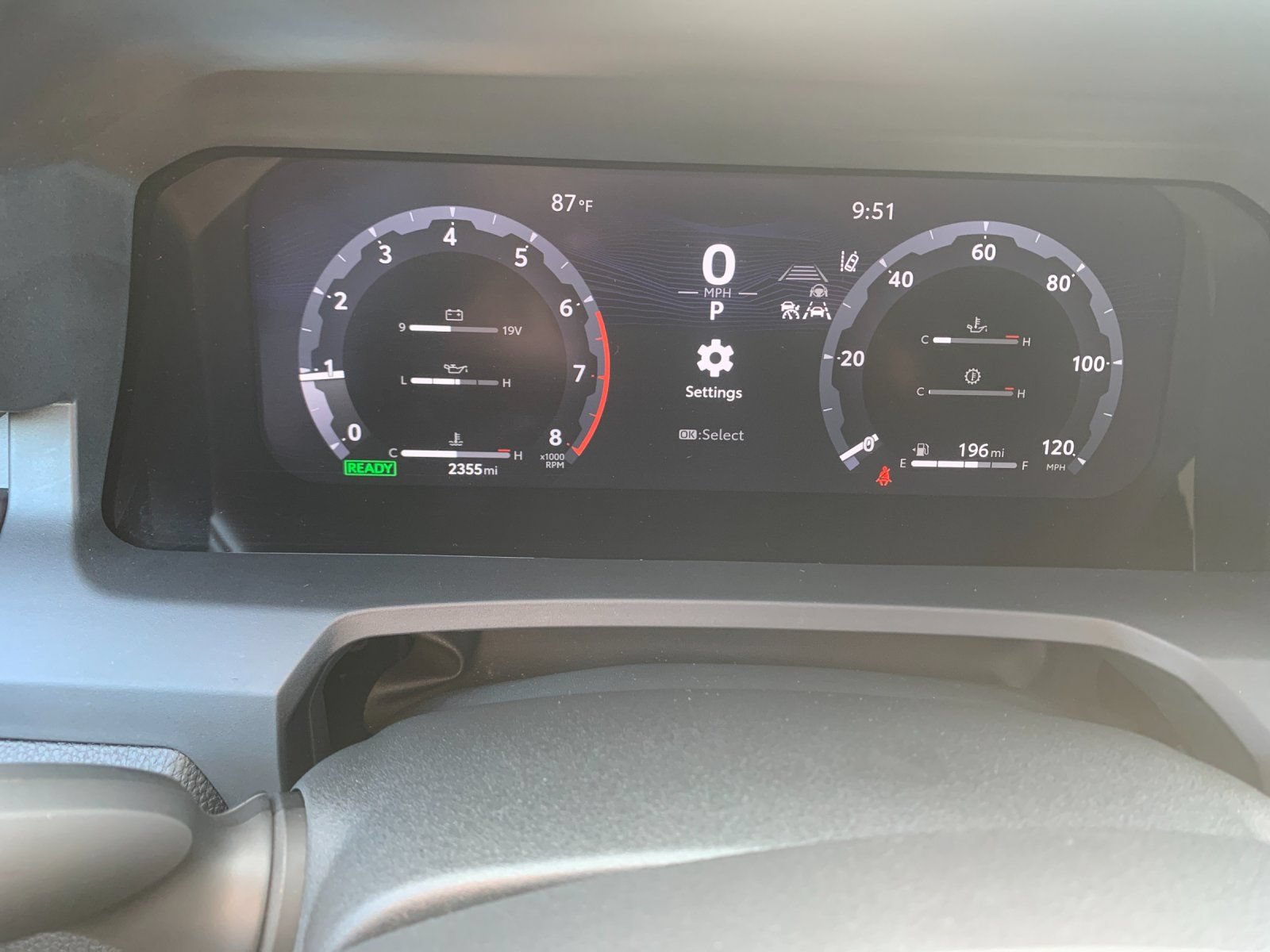 Used 2025 Toyota Tacoma TRD Sport AWD/4WD image 30