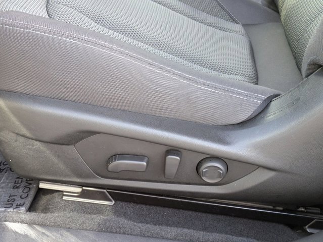 Used 2024 Subaru Crosstrek 2.0i Premium image 6