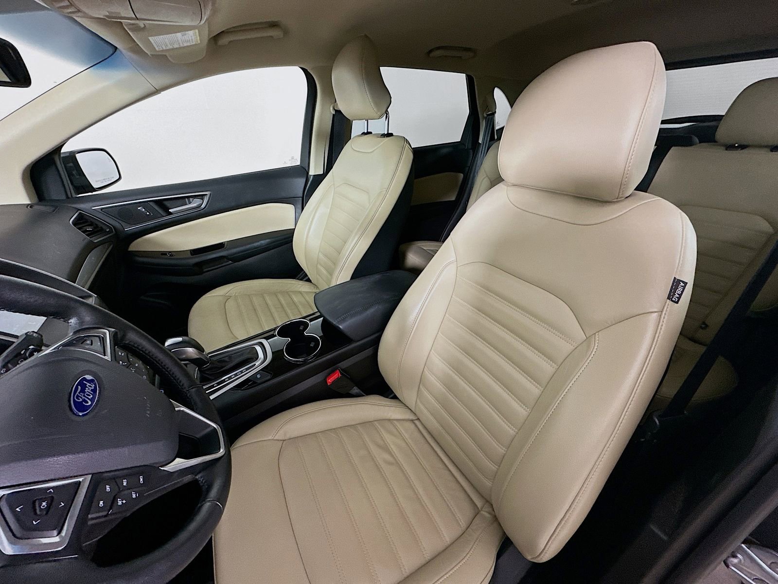 Used 2017 Ford Edge SEL w/ Equipment Group 201A AWD/4WD image 26