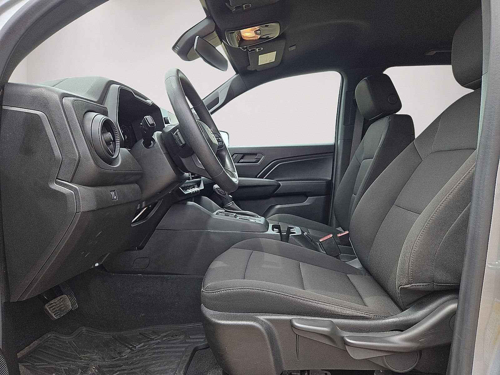 Used 2024 Chevrolet Colorado W/T RWD image 20