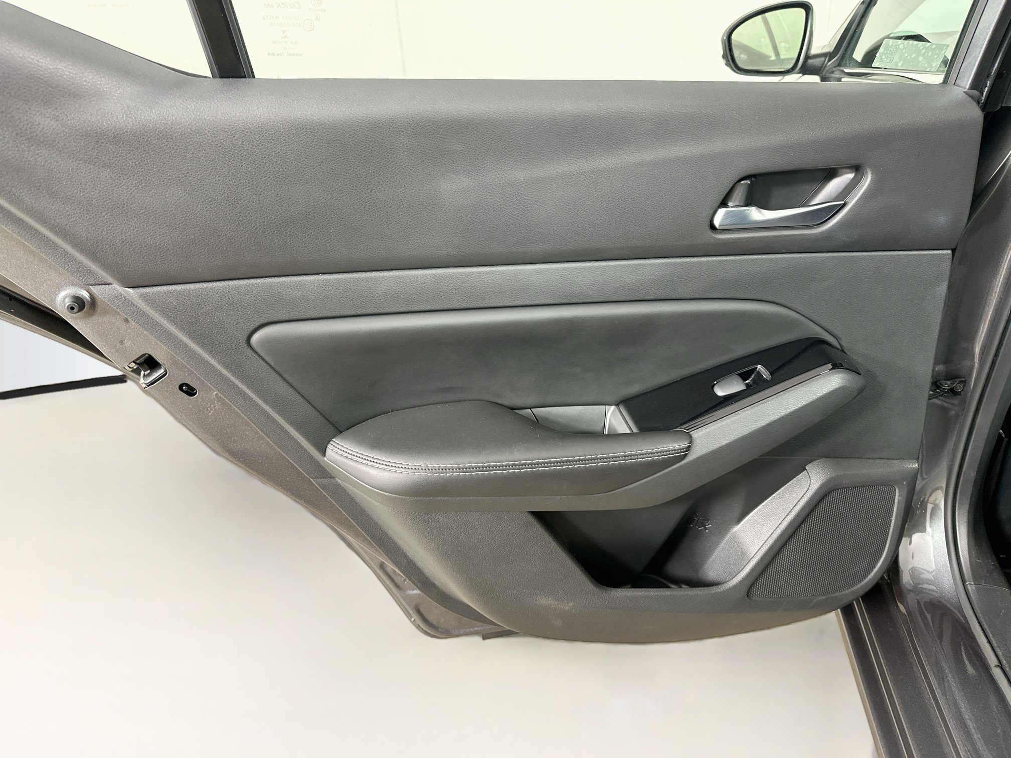 Used 2021 Nissan Altima 2.5 SV w/ SV Premium Package AWD/4WD image 26