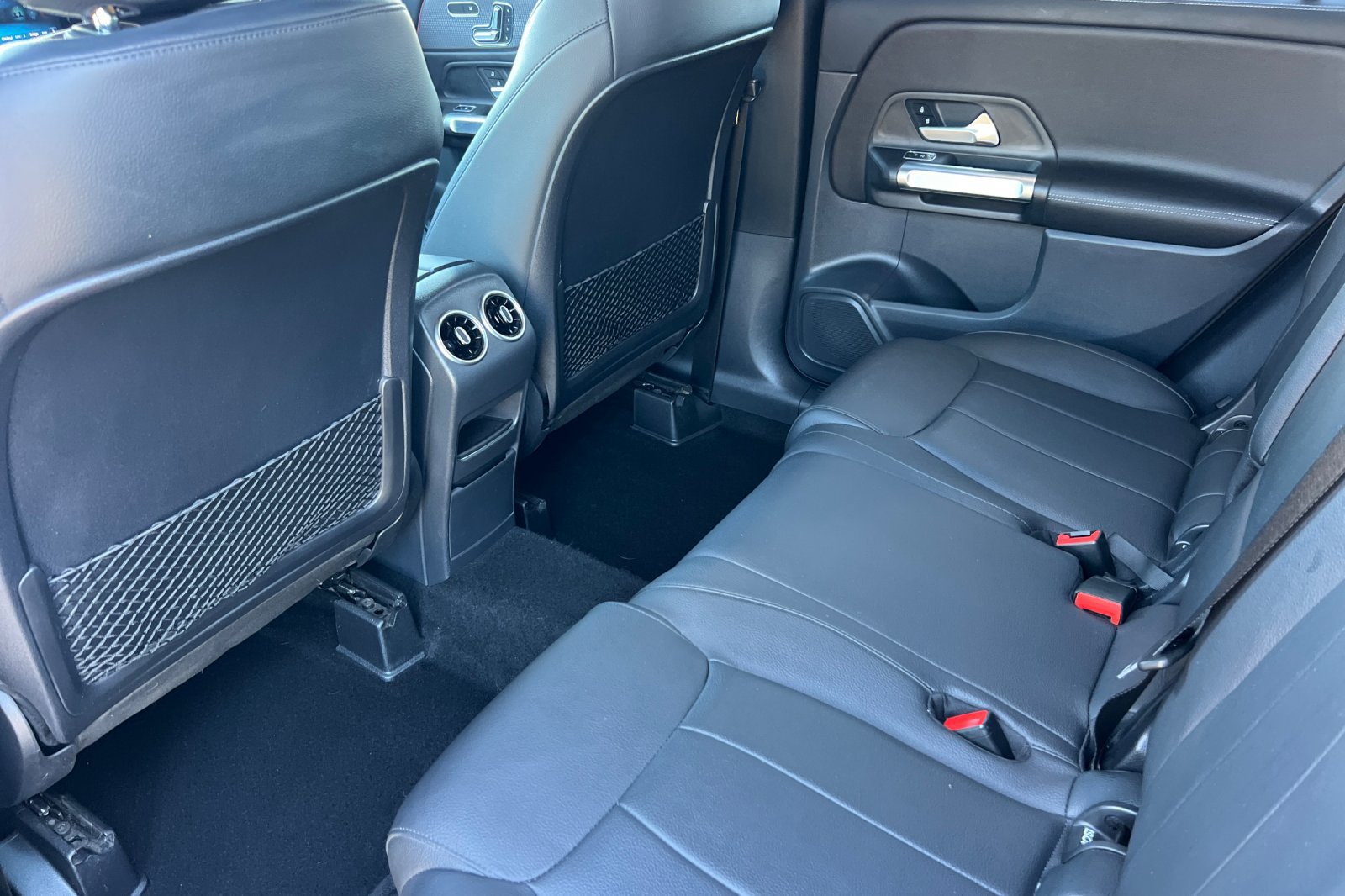 Certified 2023 Mercedes-Benz GLB 250 4MATIC image 4