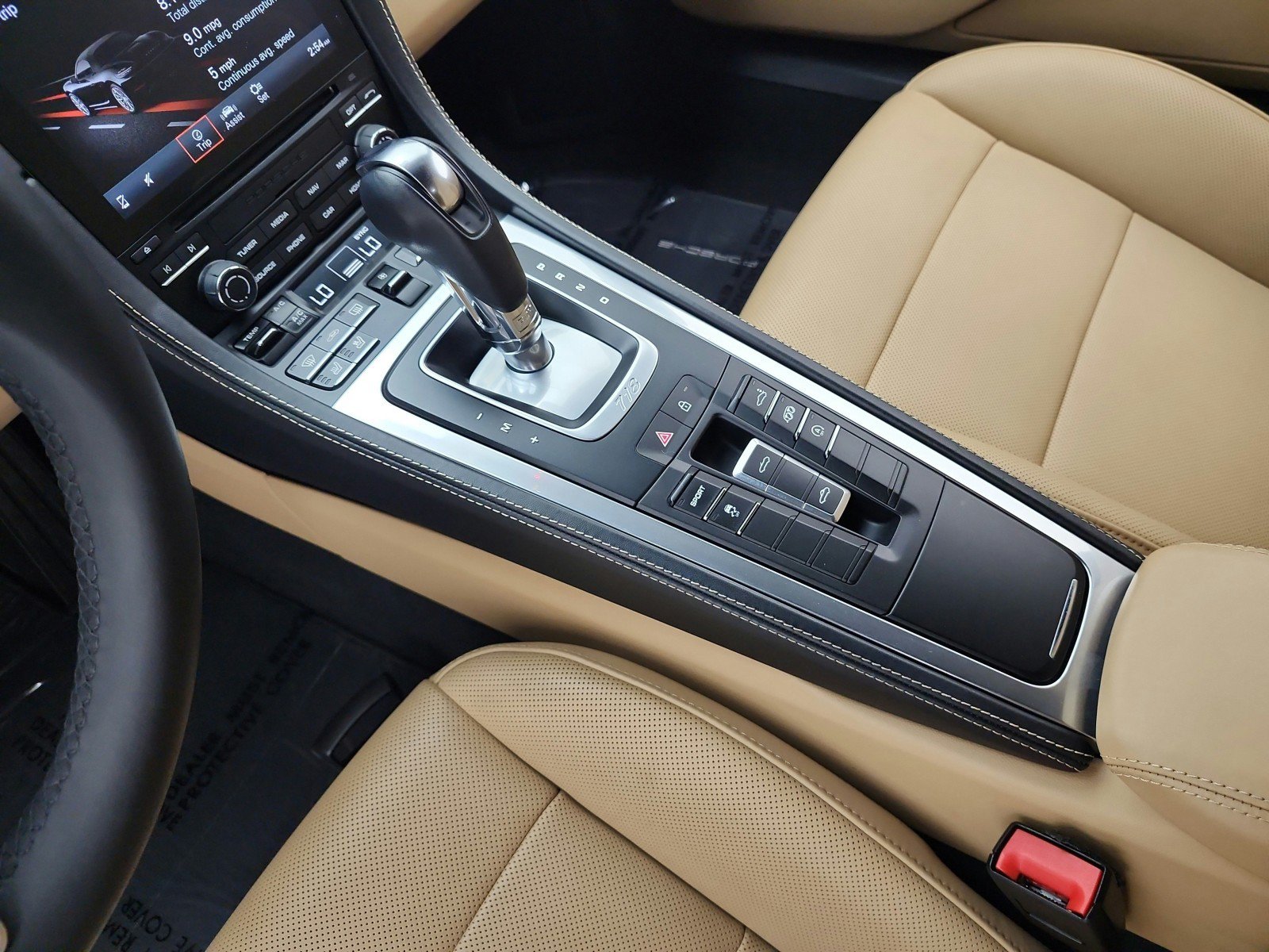 Used 2022 Porsche 718 Boxster RWD image 12