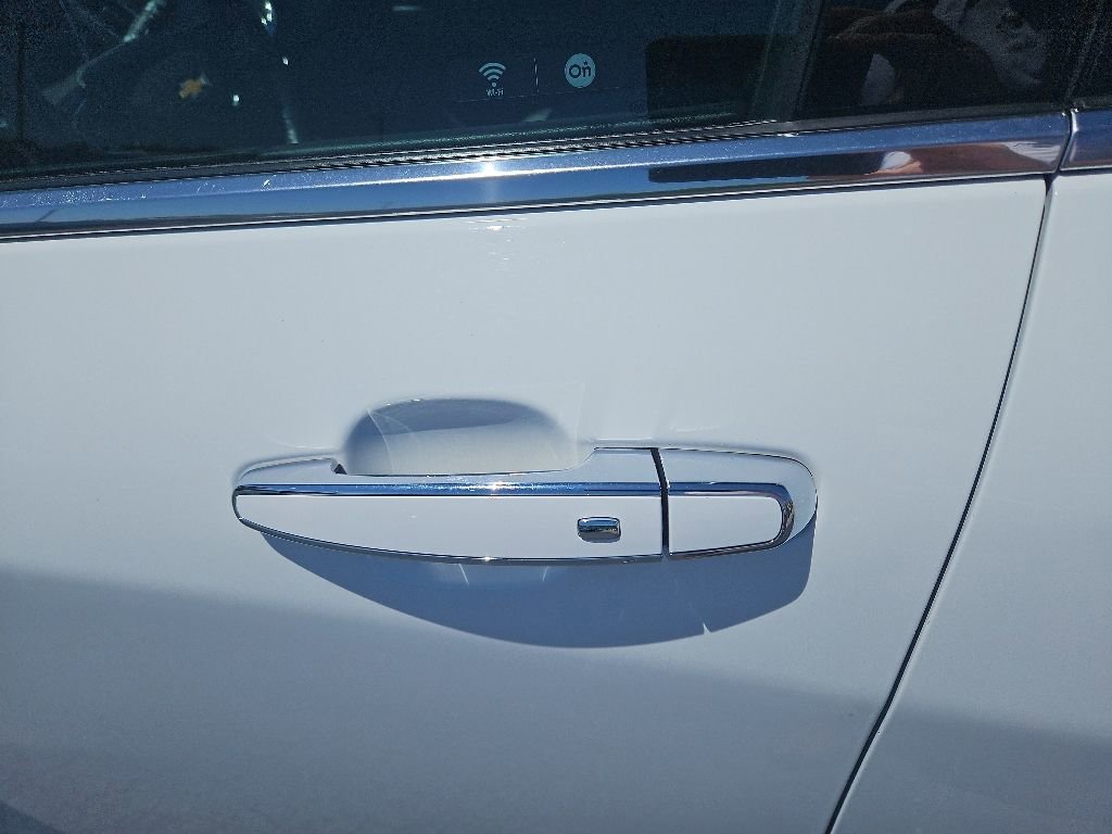 Used 2019 Chevrolet Equinox Premier AWD/4WD image 12