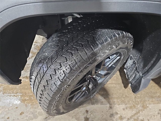 Used 2020 GMC Sierra 1500 Elevation w/ Elevation Value Package image 32