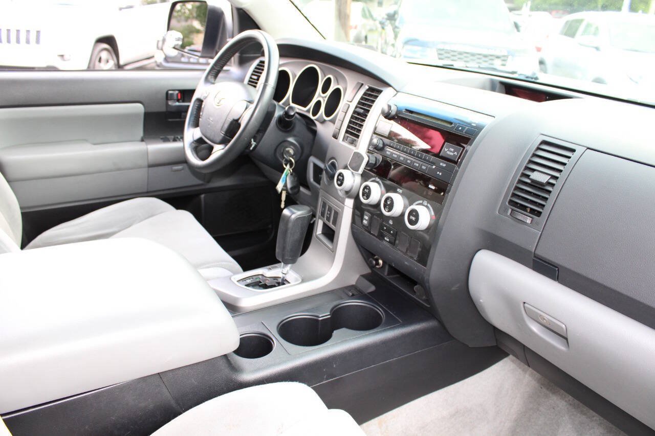Used 2010 Toyota Sequoia SR5 AWD/4WD image 12