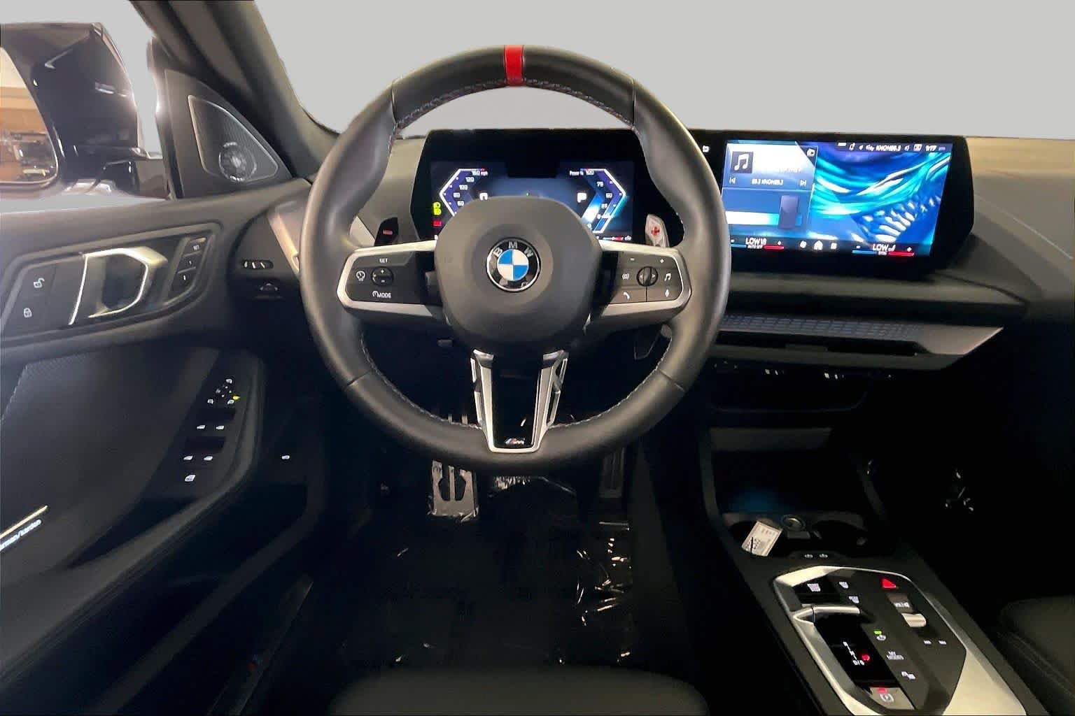 Used 2025 BMW M235i xDrive AWD/4WD image 5