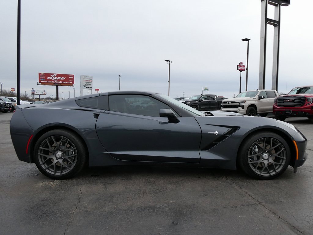 Used 2014 Chevrolet Corvette Stingray Coupe w/ 2LT Preferred Equipment Group image 4