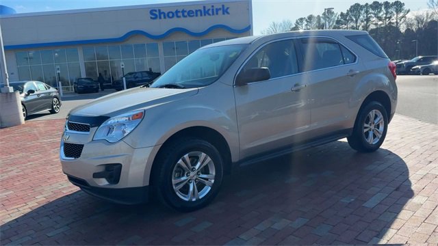 Used 2011 Chevrolet Equinox LS image 7