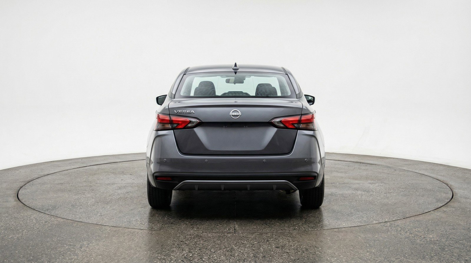 Used 2025 Nissan Versa SV image 7