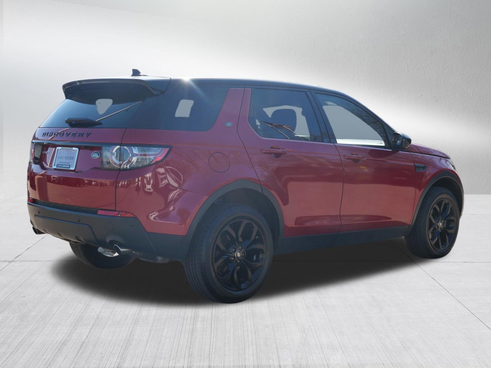 Used 2016 Land Rover Discovery Sport HSE image 5