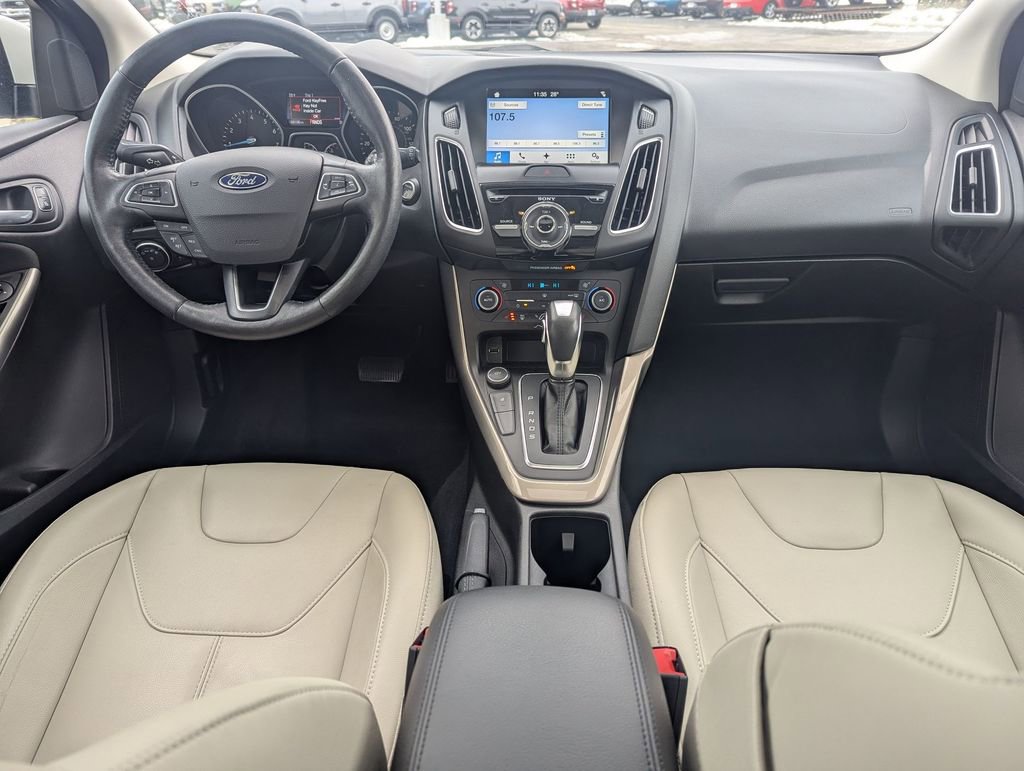 Used 2017 Ford Focus Titanium image 24