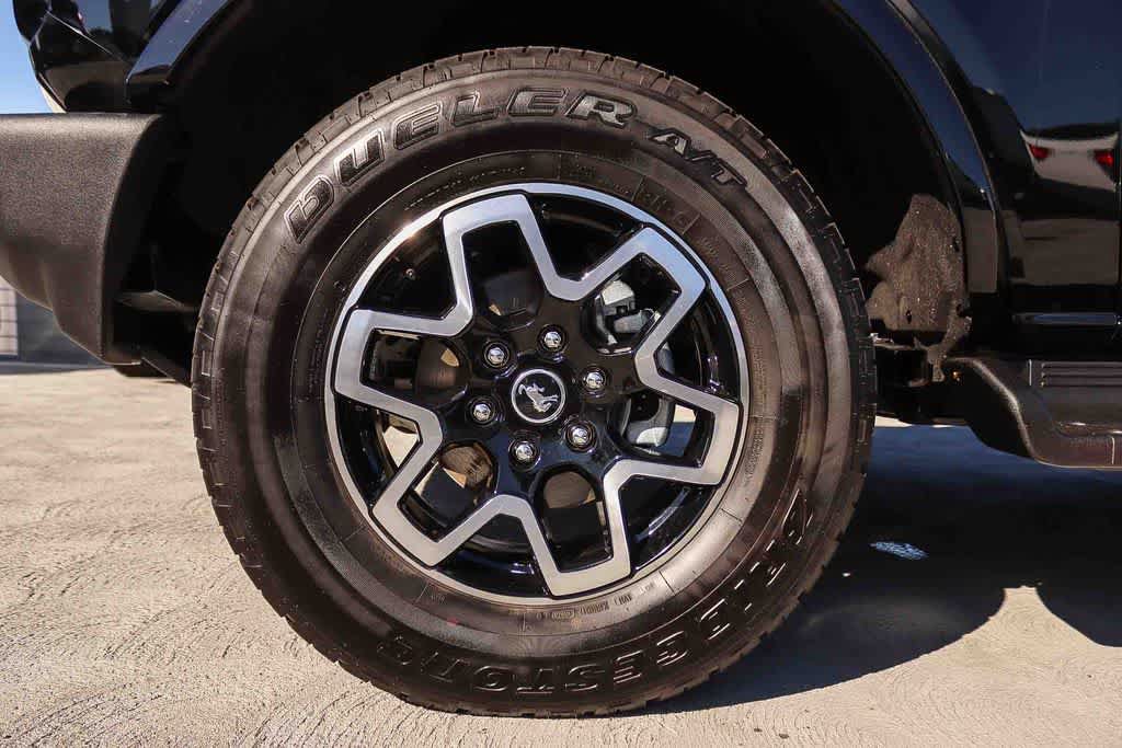 Certified 2026 Ford Bronco Outer Banks AWD/4WD image 11