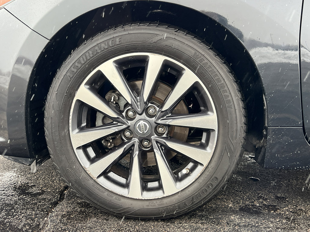 Used 2017 Nissan Altima 2.5 SL w/ 2.5 Technology Package image 9