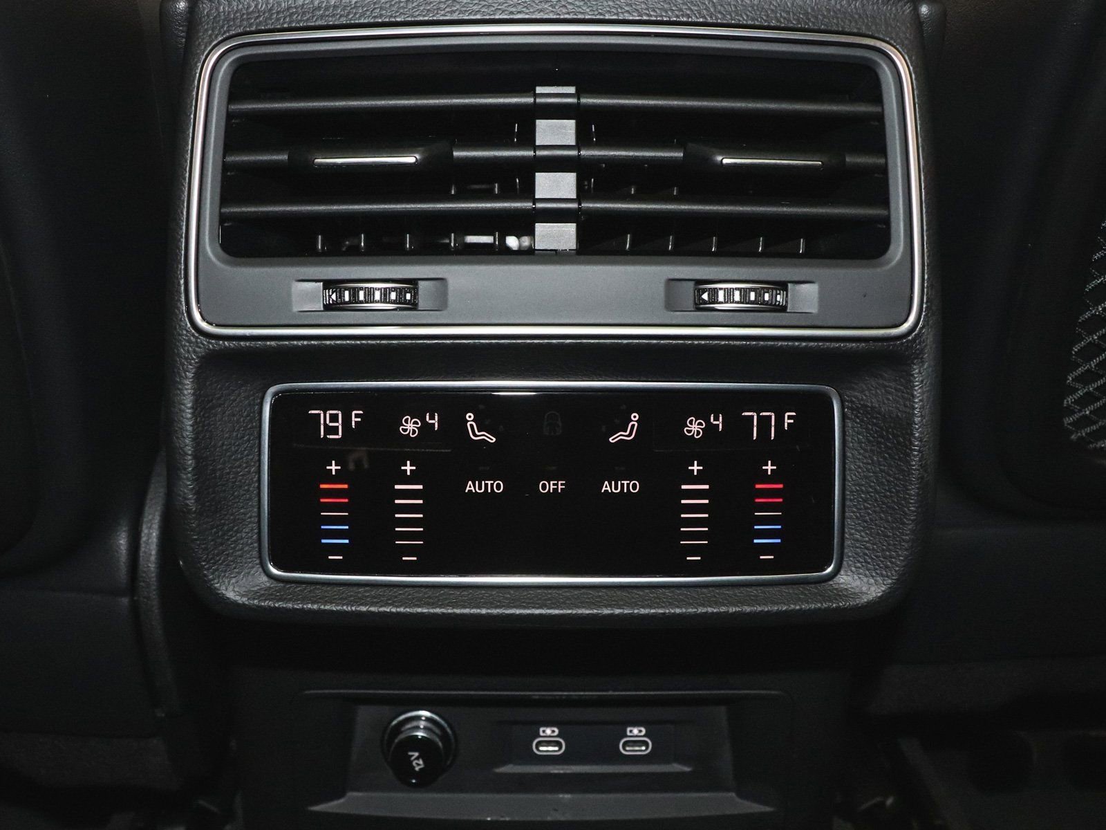 Used 2022 Audi RS Q8 image 47